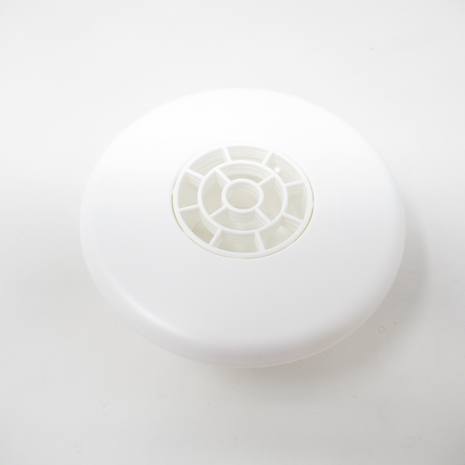 20072070010 HI-V 2&quot; White Plastic Vent Plate W/Snap-In